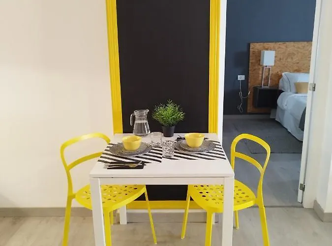 Lägenhet The Yellow Urban Escape *