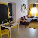The Yellow Urban Escape Apartamento *