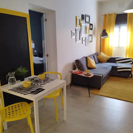 The Yellow Urban Escape Daire *